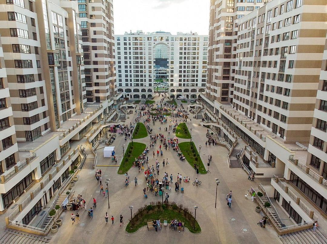 Premium Apartments Klimt On Picasso Boulevard Minsk Bagian luar foto